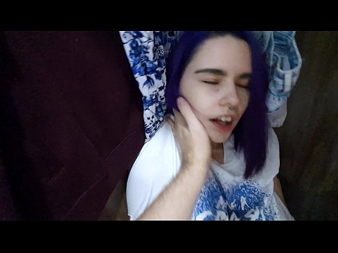 ❤️ Fann systur mína í skápnum og hjálpaði henni að koma ☑ Klám hjá okkur ❌️